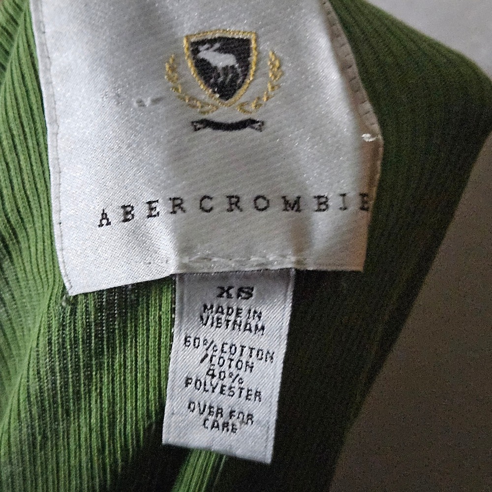Abercrombie & Fitch Ribbed V-Neck Long Sleeve Top Green - Picture 5 of 6